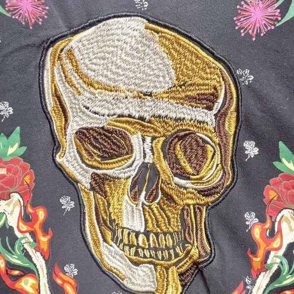 Reason Skull Fire & Roses Embroidered T-Shirt Mens Size XXL Black AOP - Picture 7 of 10